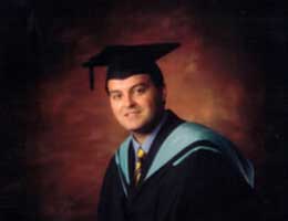 Μπαμπασίδης - Κάτοχος και δεύτερου Μεταπτυχιακού Τίτλου “Postgraduate Certificate in Research Training"